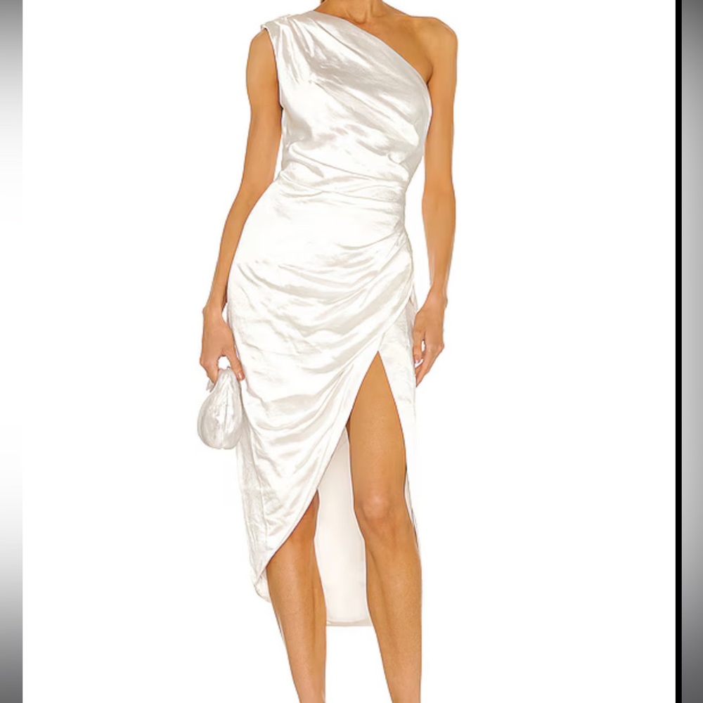 Elliatt Cassini Dress in Ivory